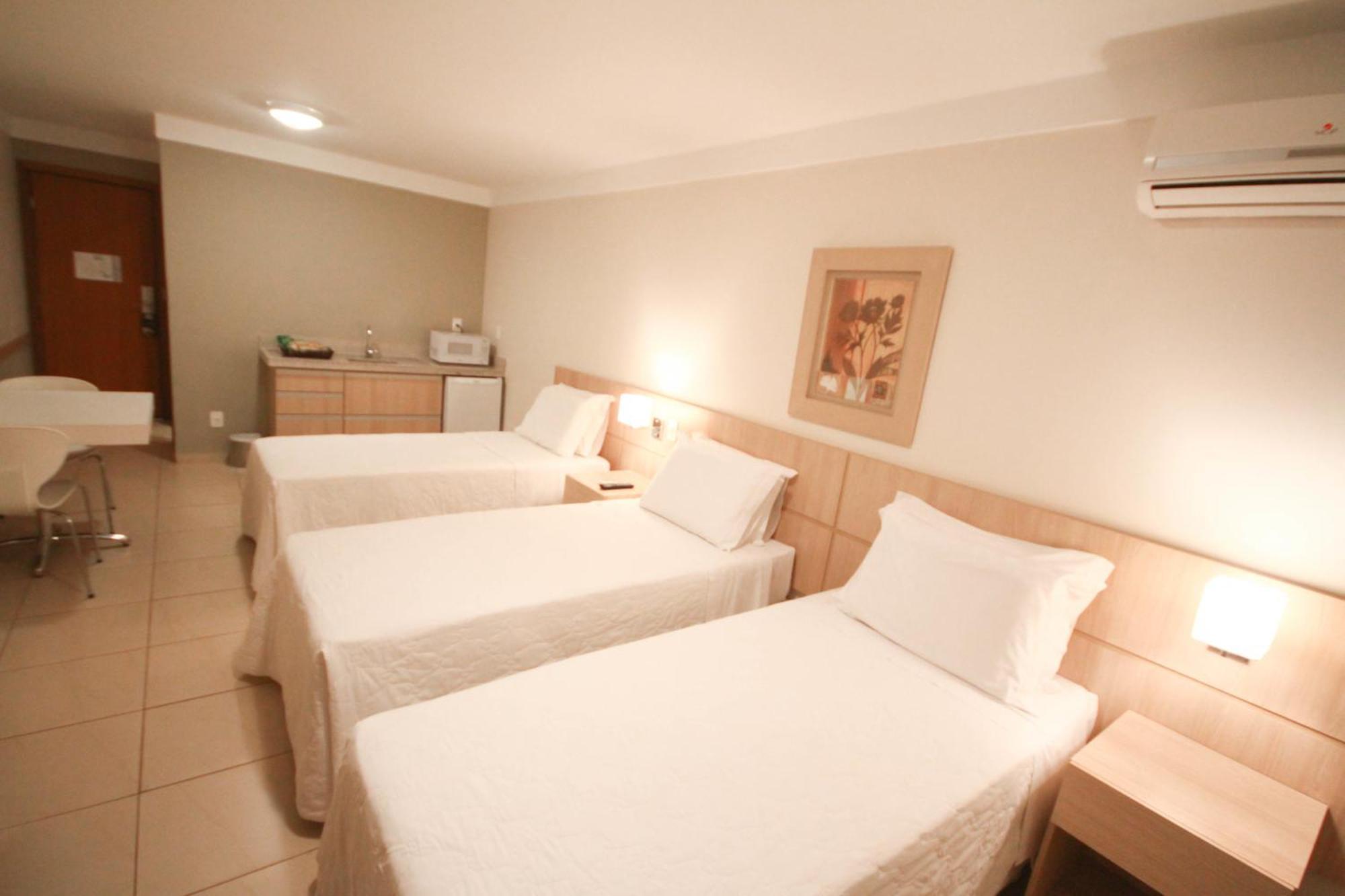 Gales Park Hotel Dourados Bilik gambar