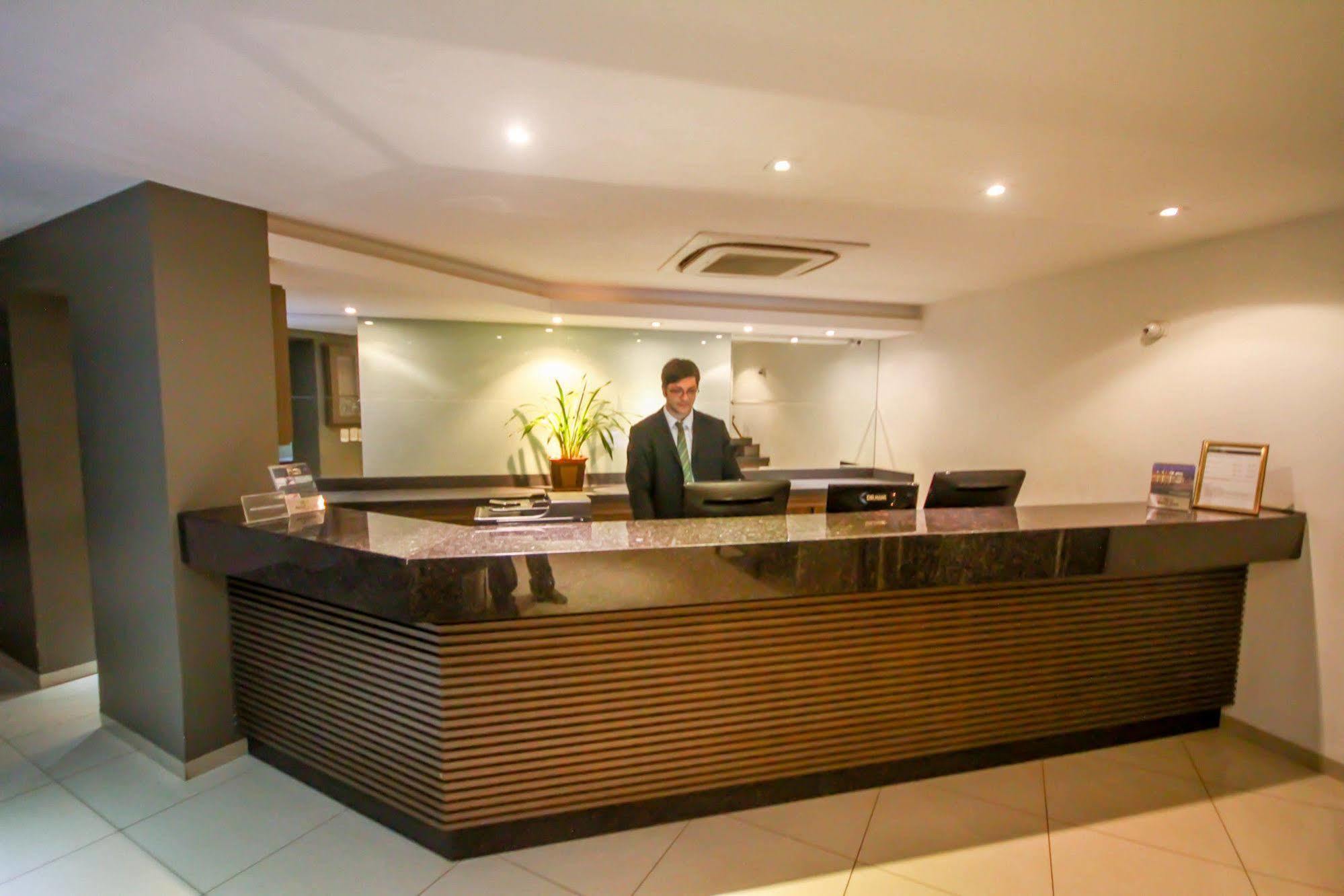 Gales Park Hotel Dourados Luaran gambar